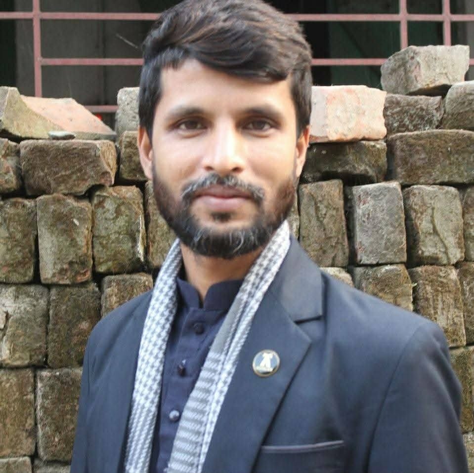 আইন পেশার চেতনা বুকে ধারণ